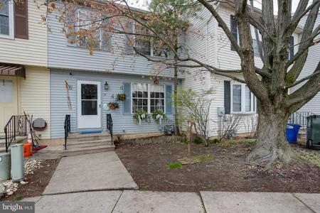 3 MITCHELL COURT