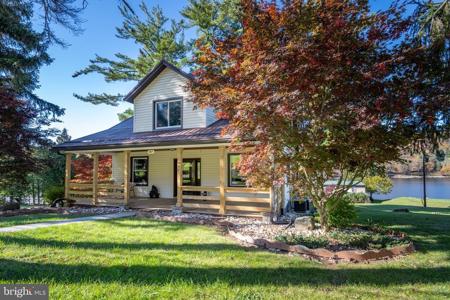 887 DEEP CREEK DRIVE