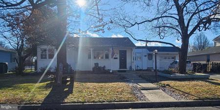 255 WASHINGTON DRIVE