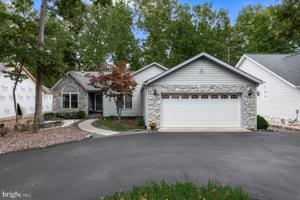 801 MT PLEASANT DRIVE