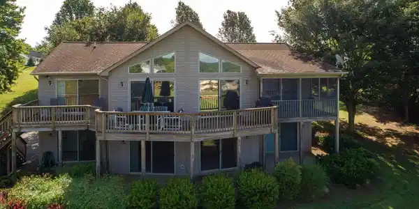 6512 WATER VIEW LANE