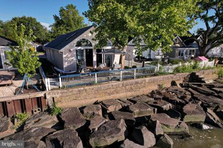99 RIVER DRIVE