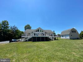 60 CARR CIRCLE