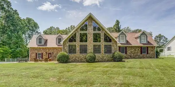 1183 DANIEL ROAD