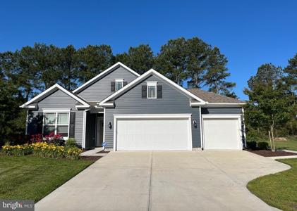 104 HUNTERS WAY