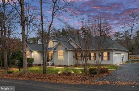 4301 LAKEVIEW PARKWAY