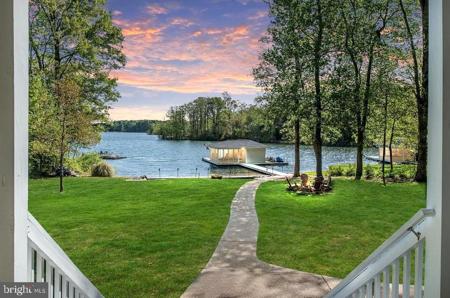 326 ANNA HIGHVIEW