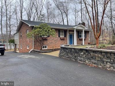 1014 LAKEVIEW DRIVE