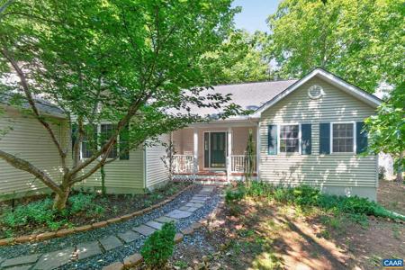 8 ROCKWOOD LN