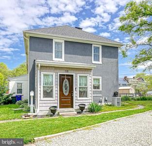 118 PERSHING ROAD
