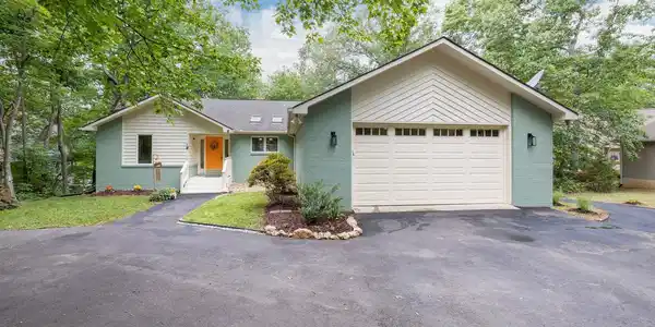 346 EDGEWOOD DRIVE