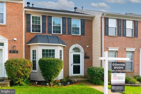 918 LAKE OVERLOOK DRIVE