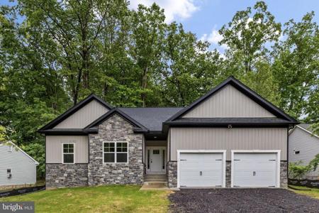 1109 LAKEVIEW PARKWAY