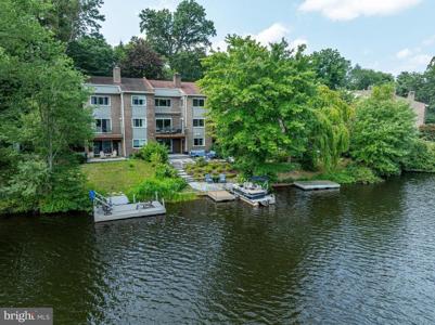 1605 GREENBRIAR COURT
