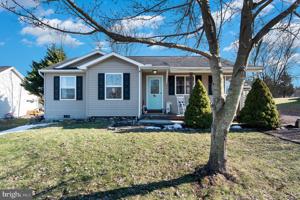 25 EWELL DRIVE
