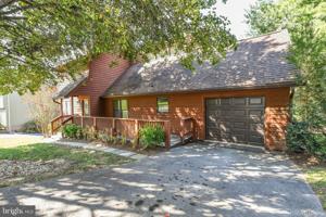 6576 NYASA BEND