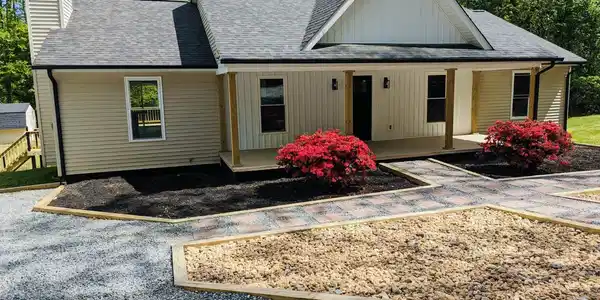3131 BLOUNT DRIVE