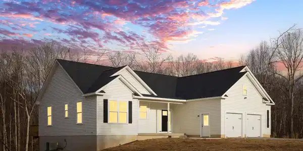 5219 WYNDEMERE CIRCLE