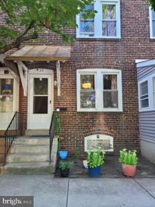 33 RAILROAD AVENUE