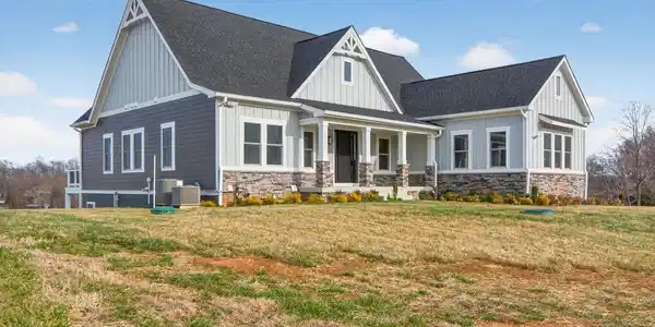 29 ROCK ISLAND RIDGE, LAKE ANNA
