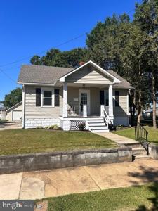 33 ORIENTAL AVENUE