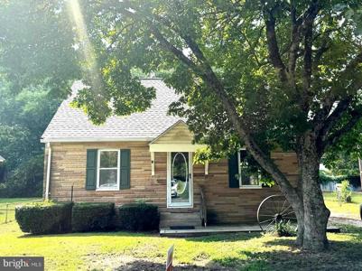 1504 LILAC DRIVE
