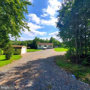 184 ANNA COVES BOULEVARD