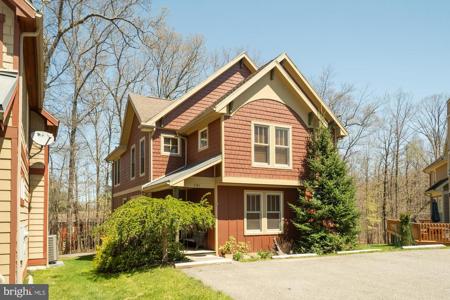 131 ROCK RIDGE LANE