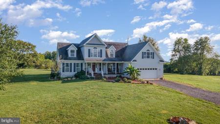 15404 CEDAR HILL DRIVE