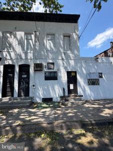 428 BRIDGE STREET