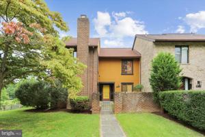 9715 SHADOW OAK DRIVE