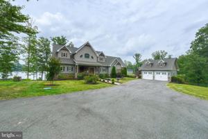 225 BOXWOOD ROAD