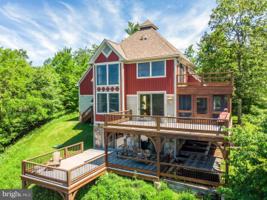 276 MOUNTAINTOP ROAD