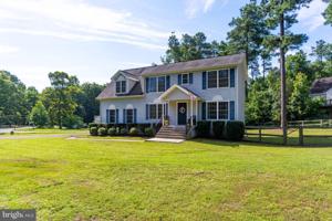 717 CANTERBURY DRIVE