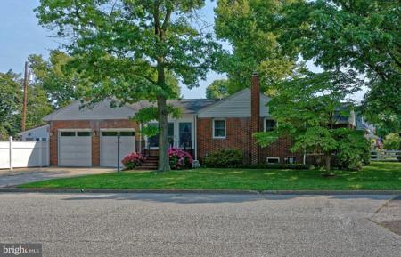 299 WASHINGTON DRIVE