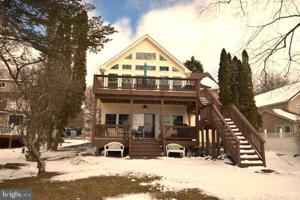 7702 LAKE SHORE DRIVE
