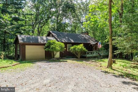 12156 PINE TREE LANE