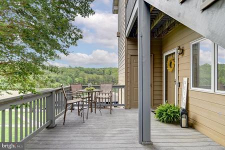 1103 MARINERS WAY