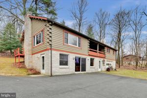 744 & 745 STALLION DRIVE