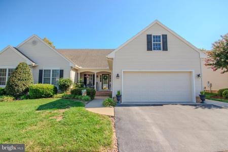 137 VILLAGE OAK DRIVE