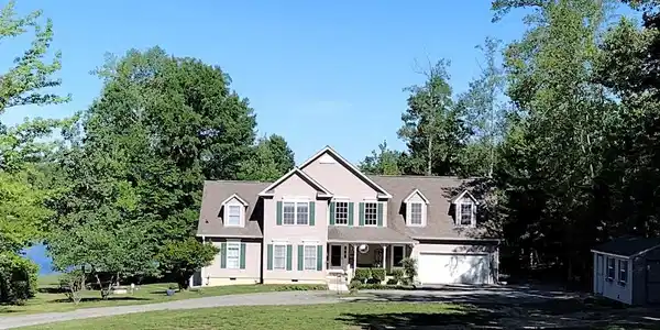 305 CATAMARAN COURT