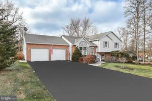 4 STUART DRIVE