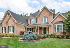11619 PINE HOLLOW LANE