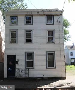 526 LAMBERTON STREET