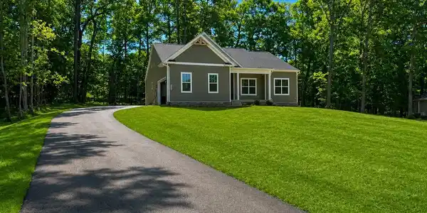 5304 WYNDEMERE CIRCLE