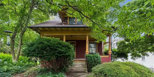 120 RIDLEY AVENUE