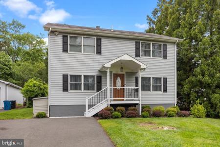 11 WILDWOOD WAY