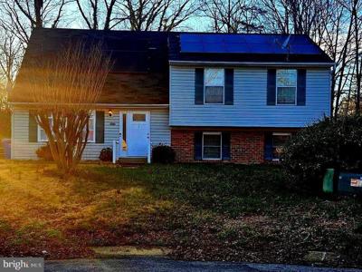 2082 CHAPELSIDE COURT