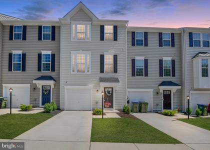 2765 BEARS DEN DRIVE