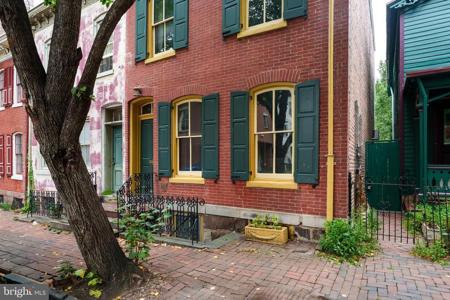 134 MERCER STREET